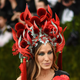 Illustration for article titled Sarah Jessica Parker Keeps Teasing a iSex and the City 3/i